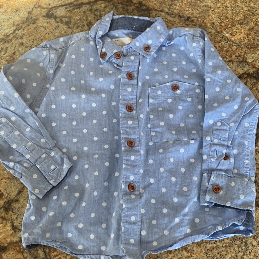 Two Sovereign Code button down shirts - Picture 4 of 5